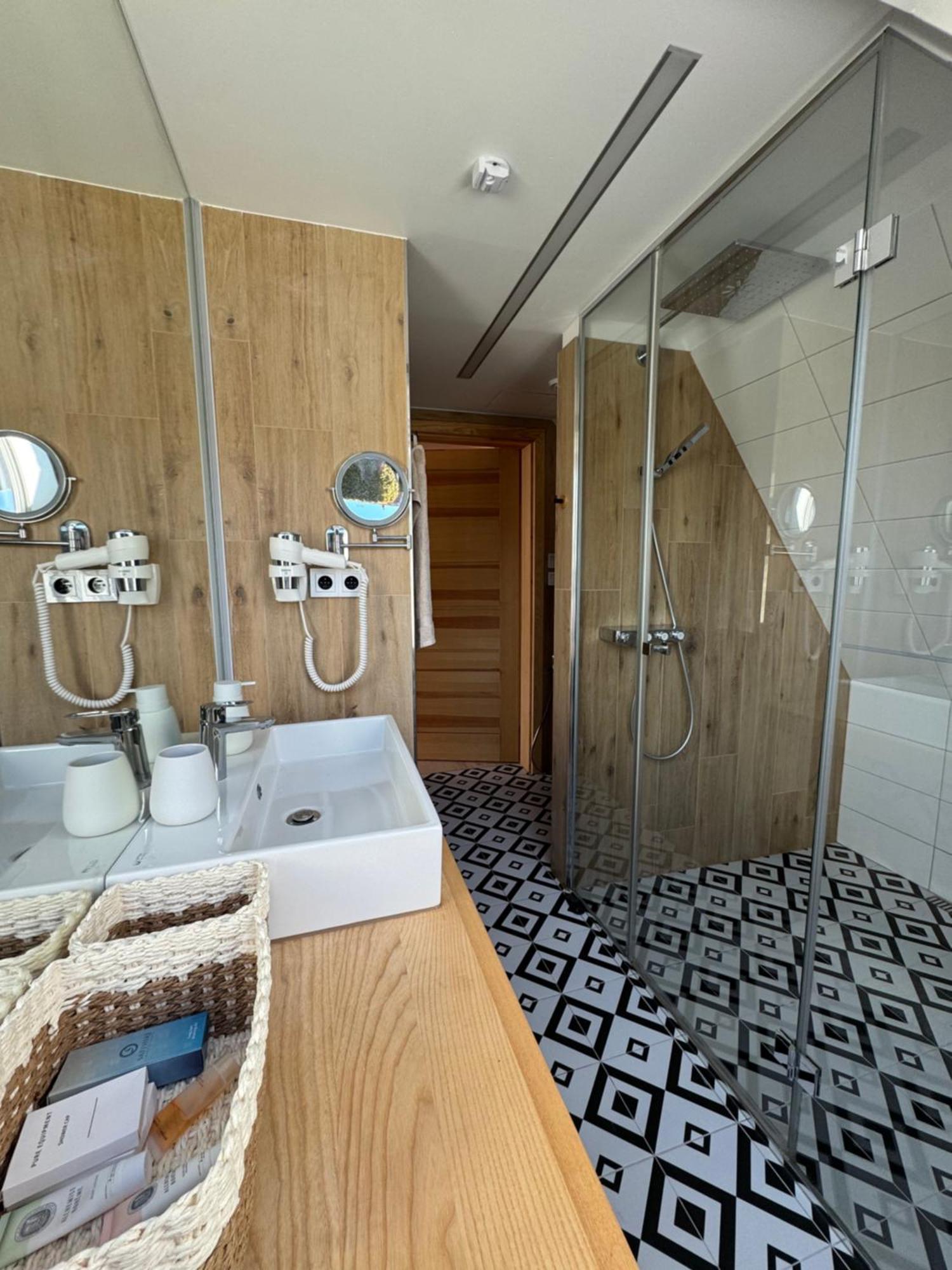 Pyramida Pod Lysou Apartment Frydlant nad Ostravici Ngoại thất bức ảnh